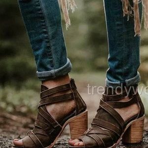 Freebird Claw Gladiator Heels Sandals